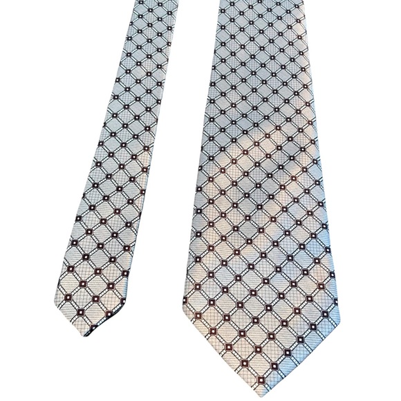 ROBERT ALLAN•SILVER & BLACK MEN’S HANDSOME TIE• - Picture 5 of 5